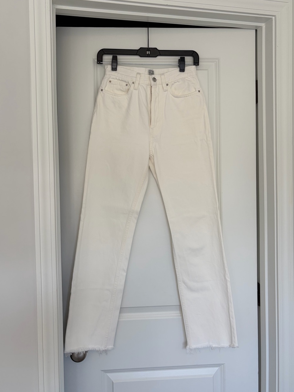 TOTEME Classic Cut Denim Off-White Jeans